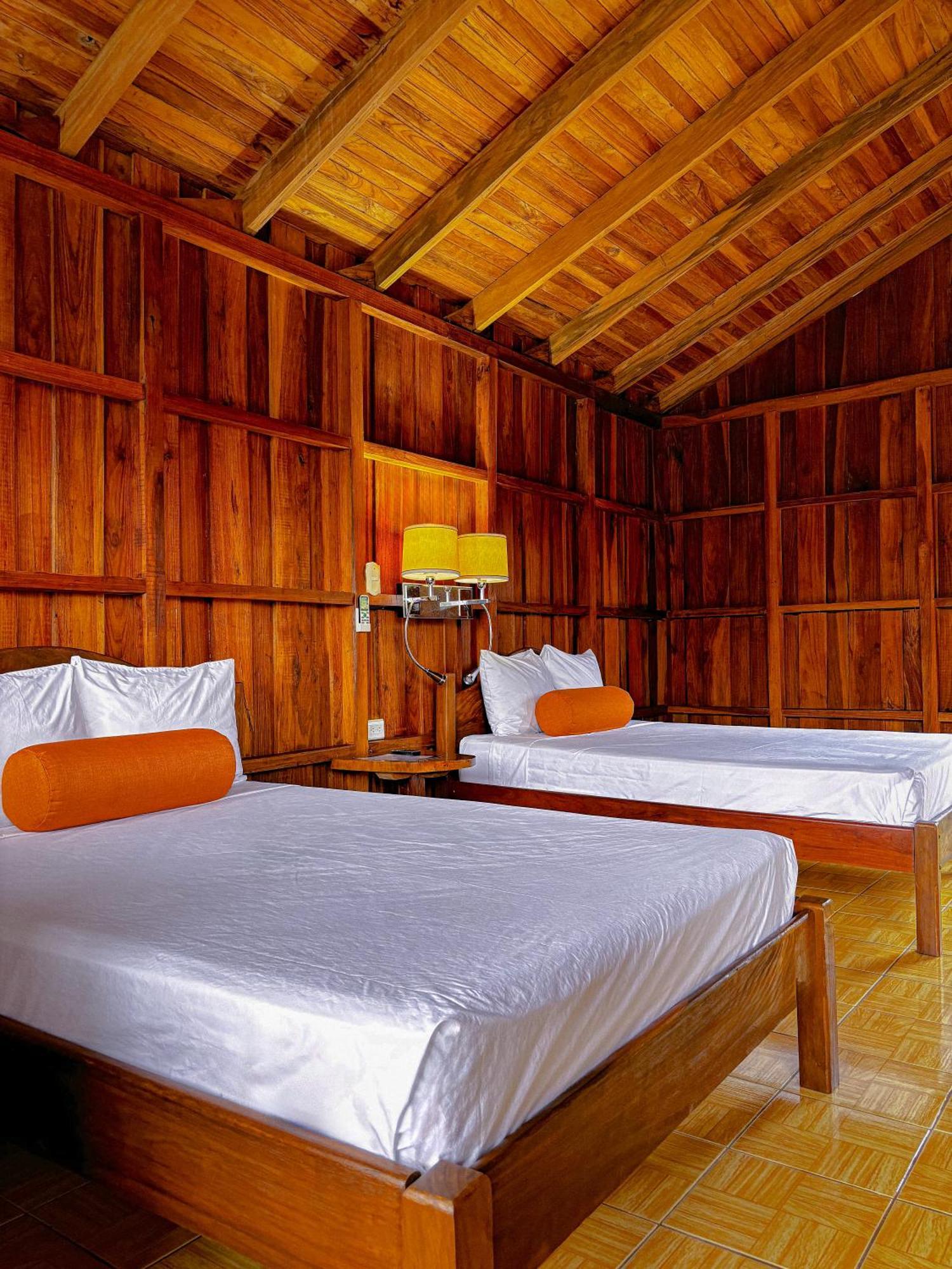 Arenal Roca Lodge & Bungalows La Fortuna Esterno foto