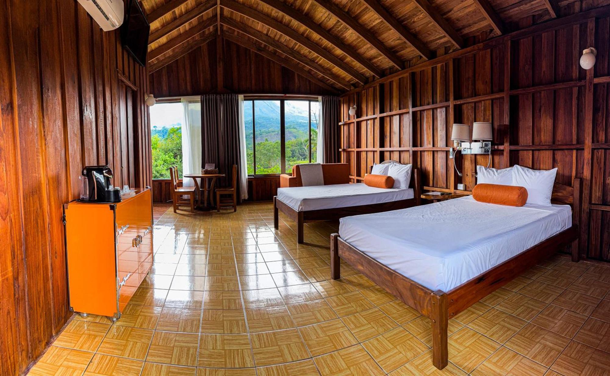 Arenal Roca Lodge & Bungalows La Fortuna Esterno foto