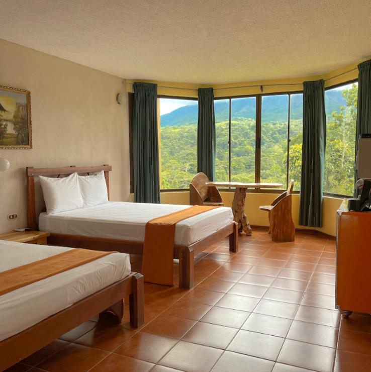 Arenal Roca Lodge & Bungalows La Fortuna Esterno foto
